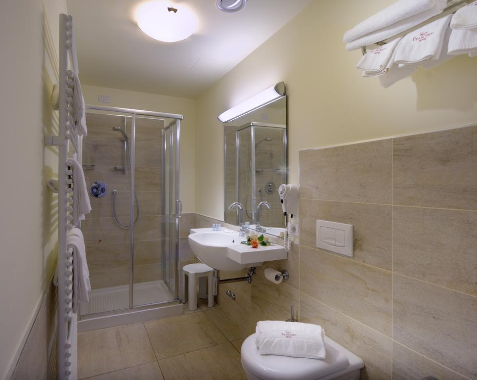 San Francesco Hotel Loreto Camera foto